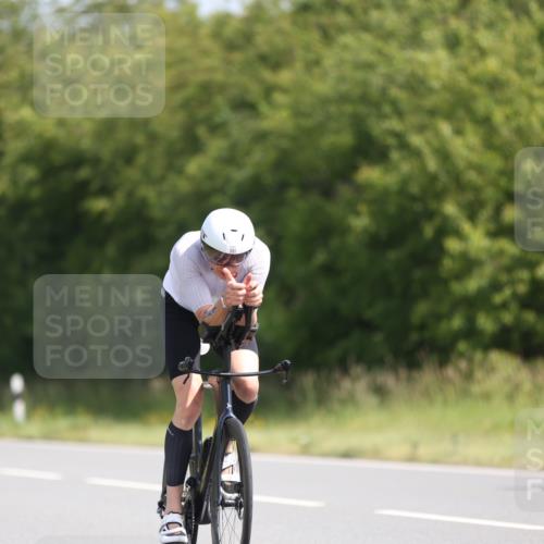 22.06.2025 - Viking Triathlon Yannick Fuchs http://msf.ph/oto/8091997 22.06.2025 11:12:54 Radfahren 99, 133, 168, 213, 381, 406 meine-sportfotos.de