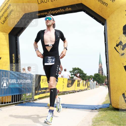 22.06.2025 - Viking Triathlon H.Heesch http://msf.ph/oto/8092035 22.06.2025 13:47:41 Laufen 233, 272, 617, 651 meine-sportfotos.de