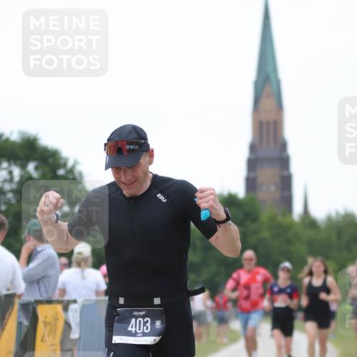 22.06.2025 - Viking Triathlon H.Heesch http://msf.ph/oto/8092039 22.06.2025 16:02:46 Laufen 403, 650 meine-sportfotos.de