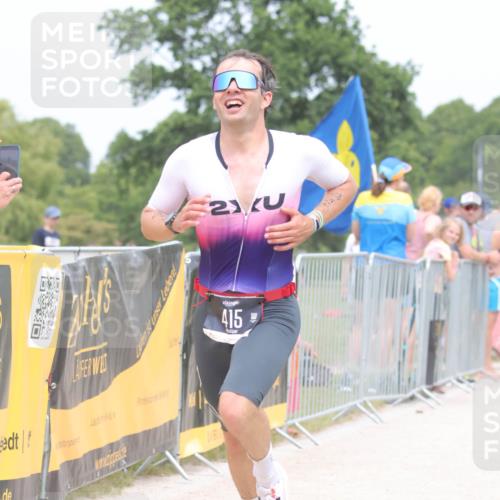 22.06.2025 - Viking Triathlon H.Heesch http://msf.ph/oto/8092079 22.06.2025 15:13:05 Laufen 228, 251, 395, 415 meine-sportfotos.de
