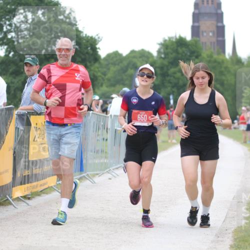 22.06.2025 - Viking Triathlon H.Heesch http://msf.ph/oto/8092085 22.06.2025 16:02:49 Laufen 403, 650 meine-sportfotos.de