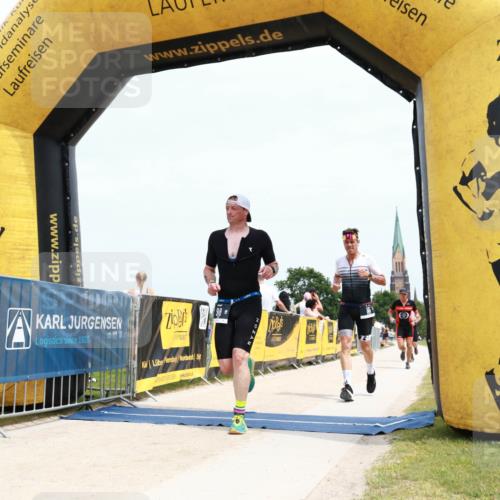 22.06.2025 - Viking Triathlon H.Heesch http://msf.ph/oto/8092102 22.06.2025 13:48:12 Laufen 55, 98, 615 meine-sportfotos.de
