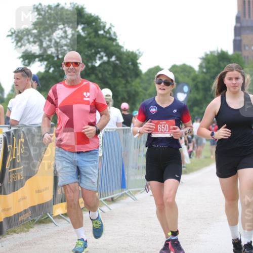 22.06.2025 - Viking Triathlon H.Heesch http://msf.ph/oto/8092131 22.06.2025 16:02:50 Laufen 403, 650 meine-sportfotos.de