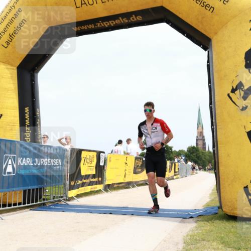 22.06.2025 - Viking Triathlon H.Heesch http://msf.ph/oto/8092132 22.06.2025 13:48:16 Laufen 55, 98, 387, 615 meine-sportfotos.de