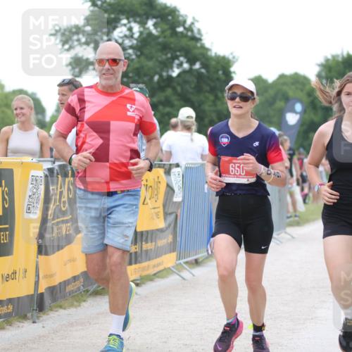 22.06.2025 - Viking Triathlon H.Heesch http://msf.ph/oto/8092163 22.06.2025 16:02:50 Laufen 403, 650 meine-sportfotos.de