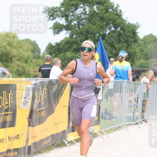 22.06.2025 - Viking Triathlon H.Heesch http://msf.ph/oto/8092189 22.06.2025 15:14:06 Laufen 58 meine-sportfotos.de