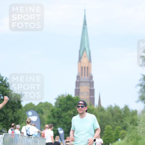 22.06.2025 - Viking Triathlon H.Heesch http://msf.ph/oto/8092195 22.06.2025 17:04:13 Laufen 257 meine-sportfotos.de