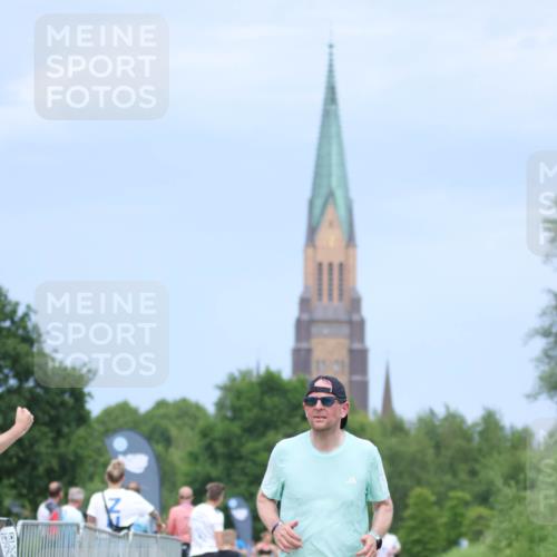 22.06.2025 - Viking Triathlon H.Heesch http://msf.ph/oto/8092265 22.06.2025 17:04:13 Laufen 257 meine-sportfotos.de