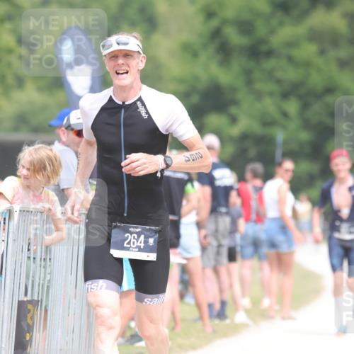 22.06.2025 - Viking Triathlon H.Heesch http://msf.ph/oto/8092297 22.06.2025 15:14:28 Laufen 264 meine-sportfotos.de