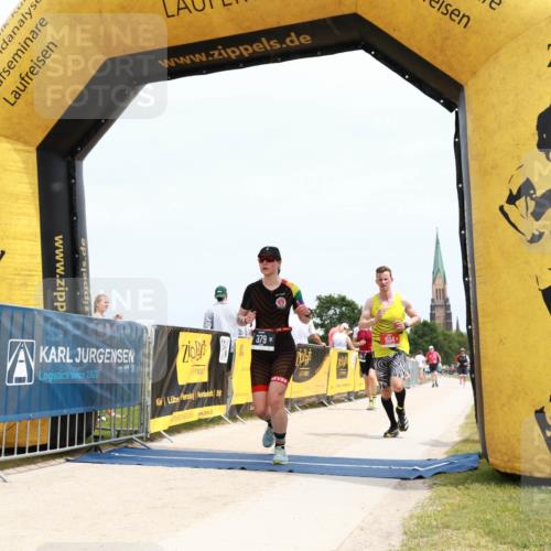 22.06.2025 - Viking Triathlon H.Heesch http://msf.ph/oto/8092311 22.06.2025 13:49:31 Laufen 236, 249, 379, 395, 604 meine-sportfotos.de