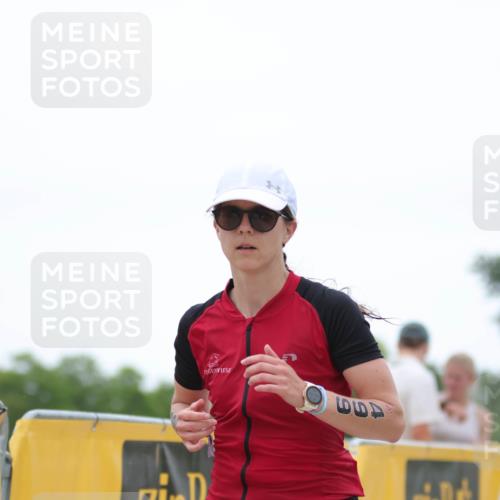 22.06.2025 - Viking Triathlon H.Heesch http://msf.ph/oto/8092417 22.06.2025 16:03:11 Laufen 499 meine-sportfotos.de