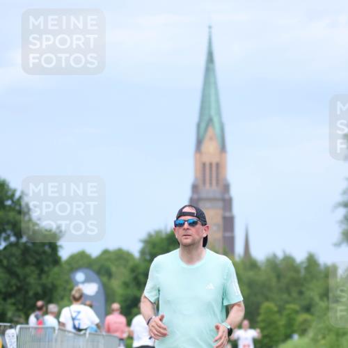 22.06.2025 - Viking Triathlon H.Heesch http://msf.ph/oto/8092423 22.06.2025 17:04:14 Laufen 257 meine-sportfotos.de
