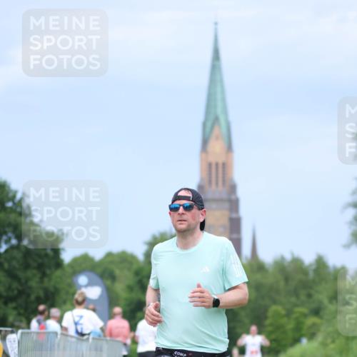 22.06.2025 - Viking Triathlon H.Heesch http://msf.ph/oto/8092448 22.06.2025 17:04:14 Laufen 257 meine-sportfotos.de