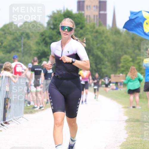 22.06.2025 - Viking Triathlon H.Heesch http://msf.ph/oto/8092474 22.06.2025 15:15:21 Laufen 18 meine-sportfotos.de