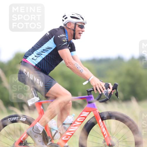 22.06.2025 - Viking Triathlon Yannick Fuchs http://msf.ph/oto/8092495 22.06.2025 13:35:07 Radfahren 201, 359 meine-sportfotos.de