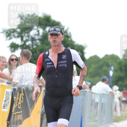 22.06.2025 - Viking Triathlon H.Heesch http://msf.ph/oto/8092535 22.06.2025 16:03:26 Laufen 63 meine-sportfotos.de