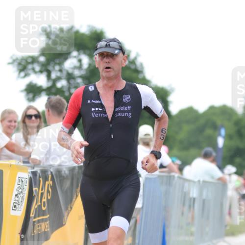 22.06.2025 - Viking Triathlon H.Heesch http://msf.ph/oto/8092544 22.06.2025 16:03:26 Laufen 63 meine-sportfotos.de
