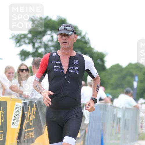 22.06.2025 - Viking Triathlon H.Heesch http://msf.ph/oto/8092556 22.06.2025 16:03:26 Laufen 63 meine-sportfotos.de