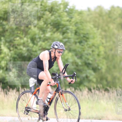 22.06.2025 - Viking Triathlon Yannick Fuchs http://msf.ph/oto/8092591 22.06.2025 13:35:33 Radfahren 257, 267 meine-sportfotos.de