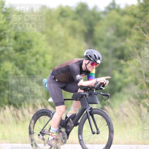 22.06.2025 - Viking Triathlon Yannick Fuchs http://msf.ph/oto/8092640 22.06.2025 13:35:40 Radfahren 257, 267 meine-sportfotos.de