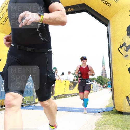 22.06.2025 - Viking Triathlon H.Heesch http://msf.ph/oto/8092668 22.06.2025 13:51:41 Laufen 364, 547 meine-sportfotos.de