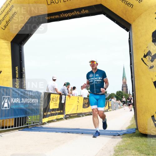 22.06.2025 - Viking Triathlon H.Heesch http://msf.ph/oto/8092679 22.06.2025 13:51:48 Laufen 406 meine-sportfotos.de