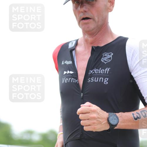 22.06.2025 - Viking Triathlon H.Heesch http://msf.ph/oto/8092685 22.06.2025 16:03:28 Laufen 63 meine-sportfotos.de