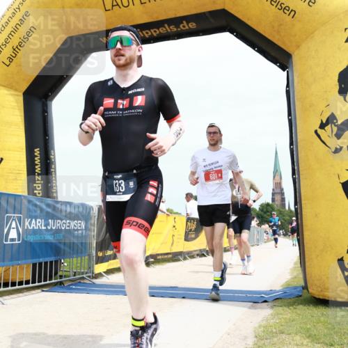 22.06.2025 - Viking Triathlon H.Heesch http://msf.ph/oto/8092688 22.06.2025 13:51:55 Laufen 33, 133, 518, 601 meine-sportfotos.de
