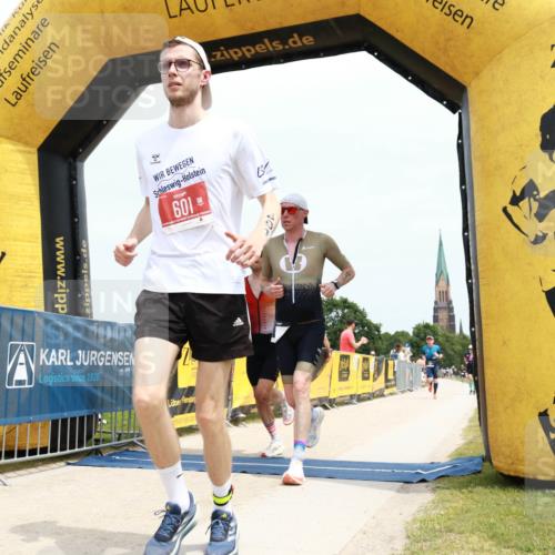 22.06.2025 - Viking Triathlon H.Heesch http://msf.ph/oto/8092703 22.06.2025 13:51:56 Laufen 33, 133, 518, 601 meine-sportfotos.de