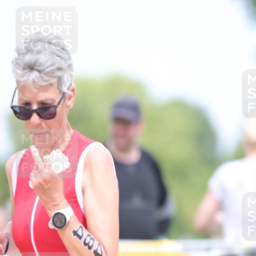 22.06.2025 - Viking Triathlon H.Heesch http://msf.ph/oto/8092723 22.06.2025 15:16:42 Laufen 55, 256, 290, 390, 484 meine-sportfotos.de