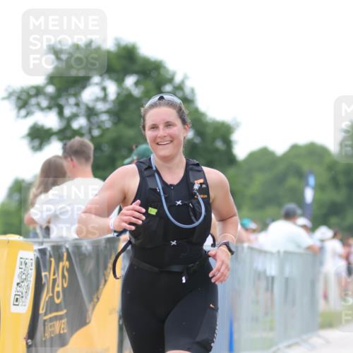 22.06.2025 - Viking Triathlon H.Heesch http://msf.ph/oto/8092726 22.06.2025 16:03:46 Laufen 16 meine-sportfotos.de