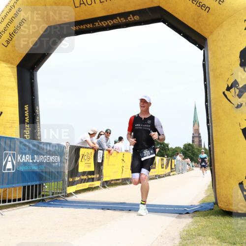 22.06.2025 - Viking Triathlon H.Heesch http://msf.ph/oto/8092738 22.06.2025 13:52:25 Laufen 300 meine-sportfotos.de