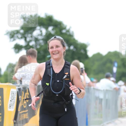 22.06.2025 - Viking Triathlon H.Heesch http://msf.ph/oto/8092740 22.06.2025 16:03:46 Laufen 16 meine-sportfotos.de