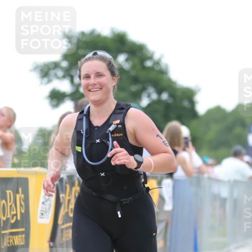 22.06.2025 - Viking Triathlon H.Heesch http://msf.ph/oto/8092759 22.06.2025 16:03:46 Laufen 16 meine-sportfotos.de