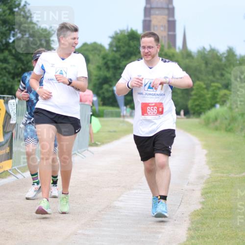 22.06.2025 - Viking Triathlon H.Heesch http://msf.ph/oto/8092764 22.06.2025 17:04:29 Laufen 466, 656 meine-sportfotos.de