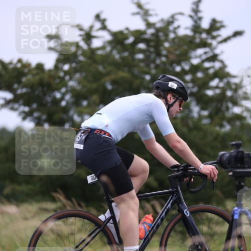 22.06.2025 - Viking Triathlon Yannick Fuchs http://msf.ph/oto/8092817 22.06.2025 13:35:57 Radfahren 357 meine-sportfotos.de
