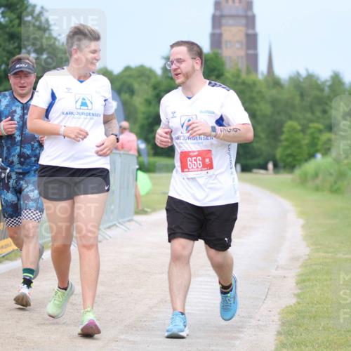 22.06.2025 - Viking Triathlon H.Heesch http://msf.ph/oto/8092820 22.06.2025 17:04:29 Laufen 466, 656 meine-sportfotos.de