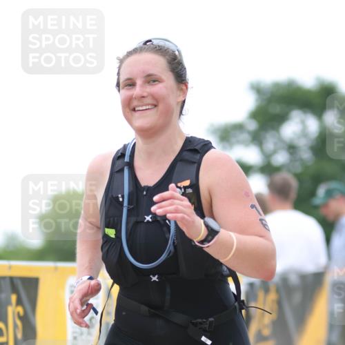 22.06.2025 - Viking Triathlon H.Heesch http://msf.ph/oto/8092831 22.06.2025 16:03:46 Laufen 16 meine-sportfotos.de