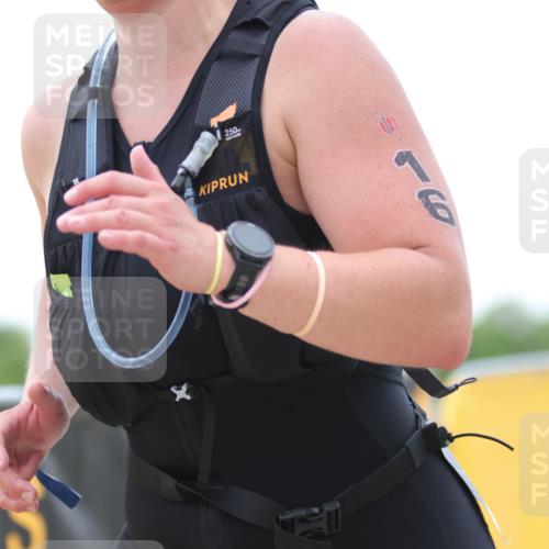 22.06.2025 - Viking Triathlon H.Heesch http://msf.ph/oto/8092888 22.06.2025 16:03:47 Laufen 16 meine-sportfotos.de