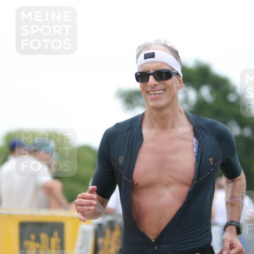 22.06.2025 - Viking Triathlon H.Heesch http://msf.ph/oto/8092895 22.06.2025 16:04:00 Laufen 55, 453, 625 meine-sportfotos.de
