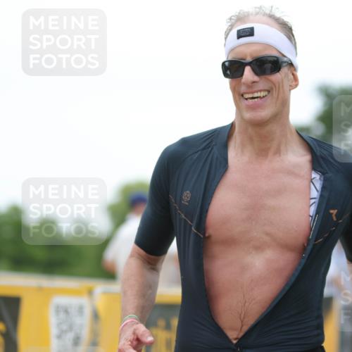 22.06.2025 - Viking Triathlon H.Heesch http://msf.ph/oto/8092910 22.06.2025 16:04:00 Laufen 55, 453, 625 meine-sportfotos.de