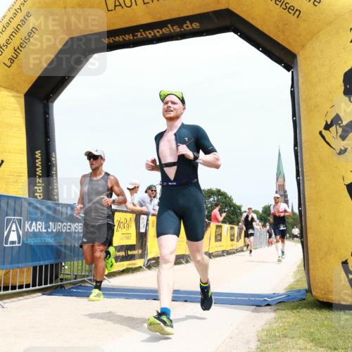 22.06.2025 - Viking Triathlon H.Heesch http://msf.ph/oto/8092921 22.06.2025 13:53:16 Laufen 122, 550, 662 meine-sportfotos.de