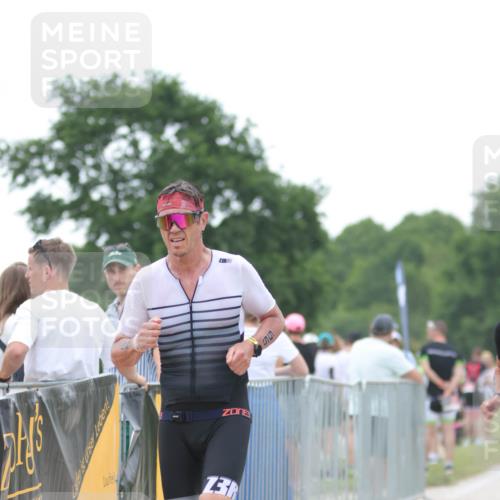 22.06.2025 - Viking Triathlon H.Heesch http://msf.ph/oto/8092927 22.06.2025 16:04:03 Laufen 55, 453, 625 meine-sportfotos.de