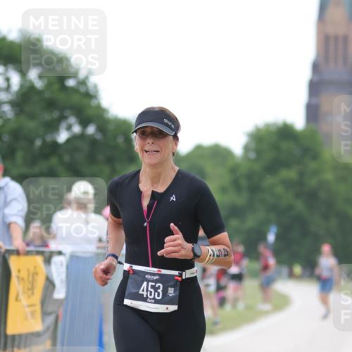 22.06.2025 - Viking Triathlon H.Heesch http://msf.ph/oto/8092974 22.06.2025 16:04:05 Laufen 55, 453 meine-sportfotos.de