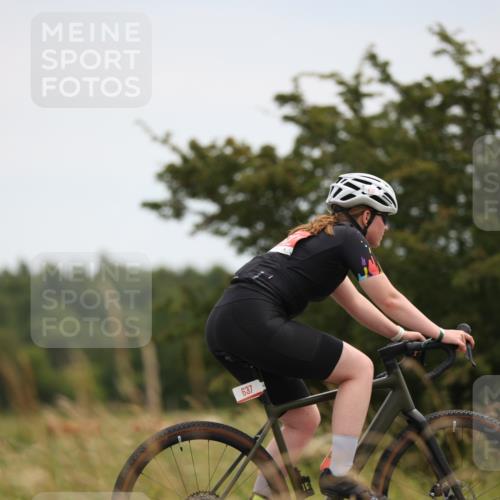 22.06.2025 - Viking Triathlon Yannick Fuchs http://msf.ph/oto/8092981 22.06.2025 13:37:35 Radfahren 637 meine-sportfotos.de