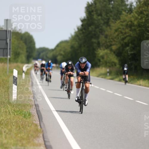 22.06.2025 - Viking Triathlon Yannick Fuchs http://msf.ph/oto/8093020 22.06.2025 11:55:45 Radfahren 28, 108, 141, 184, 352, 478, 519, 635, 660 meine-sportfotos.de