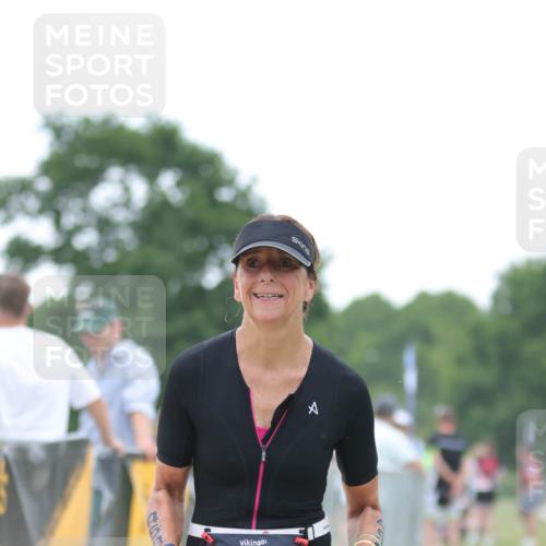 22.06.2025 - Viking Triathlon H.Heesch http://msf.ph/oto/8093026 22.06.2025 16:04:05 Laufen 55, 453 meine-sportfotos.de