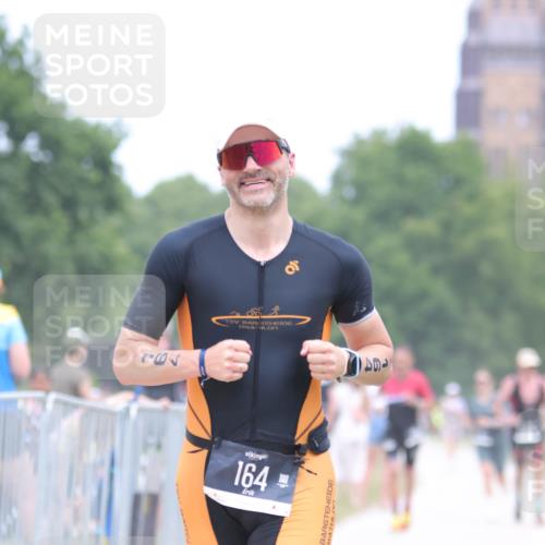 22.06.2025 - Viking Triathlon H.Heesch http://msf.ph/oto/8093027 22.06.2025 15:18:01 Laufen 164, 300 meine-sportfotos.de