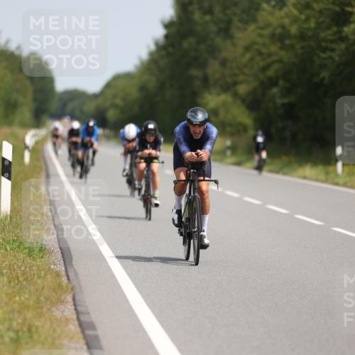 22.06.2025 - Viking Triathlon Yannick Fuchs http://msf.ph/oto/8093031 22.06.2025 11:55:45 Radfahren 28, 108, 141, 184, 352, 478, 519, 635, 660 meine-sportfotos.de