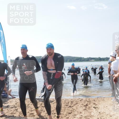 22.06.2025 - Viking Triathlon MichiJ http://msf.ph/oto/8093051 22.06.2025 10:39:27 Schwimmen 83, 93, 117, 138, 150, 182, 195, 238, 298, 324, 337, 386, 474, 529, 536 meine-sportfotos.de